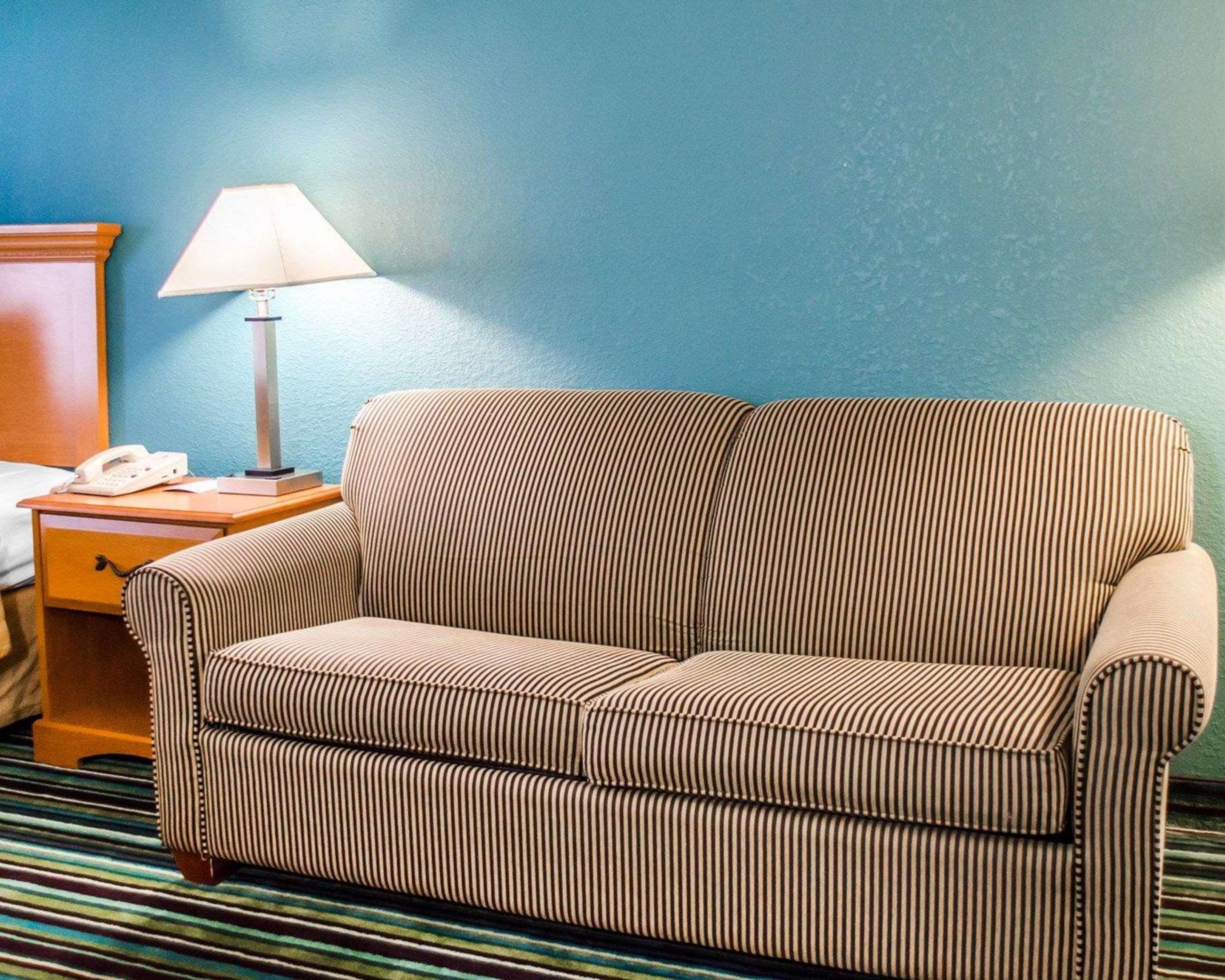 Quality Inn & Suites Medina - Akron West Buitenkant foto