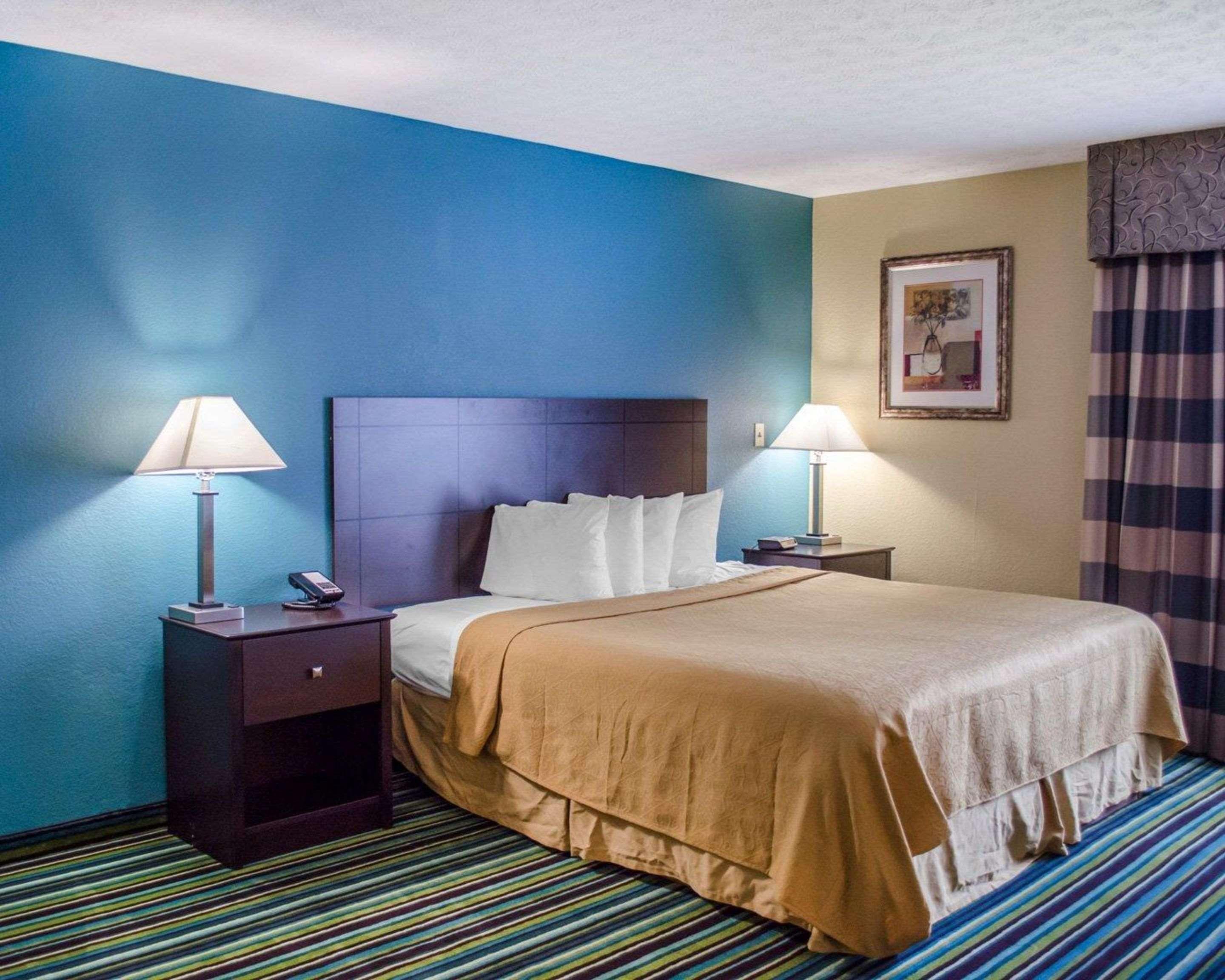Quality Inn & Suites Medina - Akron West Buitenkant foto